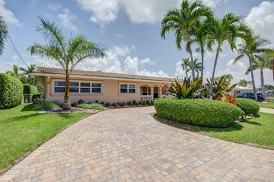 1920 Waters Edge, House other with 3 bedrooms, 2 bathrooms and null parking in Lauderdale By The Sea FL | Image 1