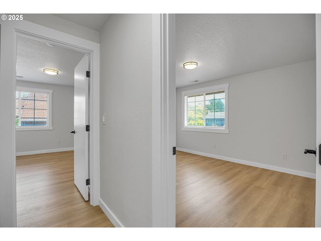 1111 Sw Linneman Ave, House other with 5 bedrooms, 3 bathrooms and 3 parking in Gresham OR | Image 30