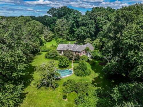 32 Locust Rd, Greenwich, CT, 06831-2544 | Card Image