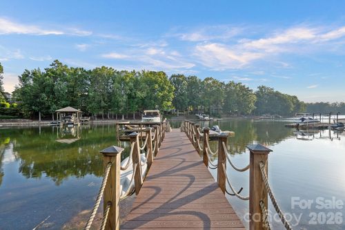20517 Queensdale Dr, Cornelius, NC, 28031-6536 | Card Image