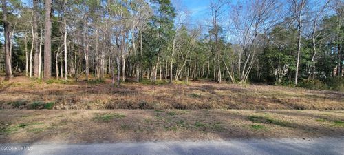 429 Hardy Rd, Newport, NC, 28570-8401 | Card Image