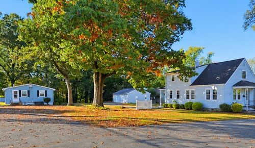699-703 Pleasant, Norwood, MA, 02062 | Card Image