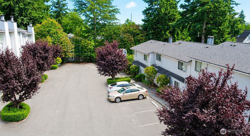 12517 Se 30th Street, Bellevue, WA, 98005 | Card Image