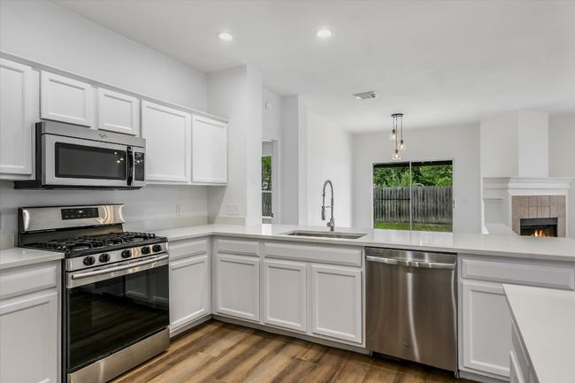 17028 Jigsaw Pathway, House other with 4 bedrooms, 2 bathrooms and 4 parking in Round Rock TX | Image 13