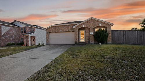 424 Summer Tree Dr, Hutchins, TX, 75141-3218 | Card Image