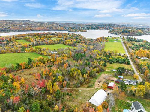 135 Crockett Road, Dexter, ME, 04930 | Card Image