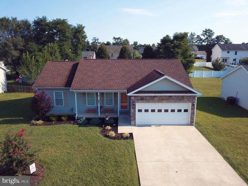 307 Close Dr, MARTINSBURG, WV, 25404-6608 | Card Image