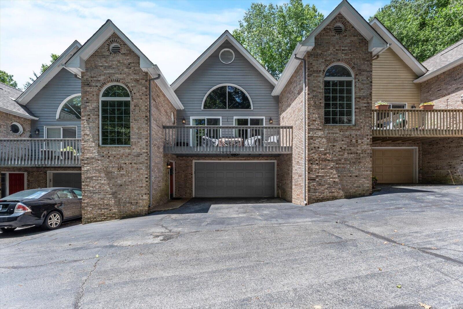 Taft Hwy, Signal Mountain, TN 37377