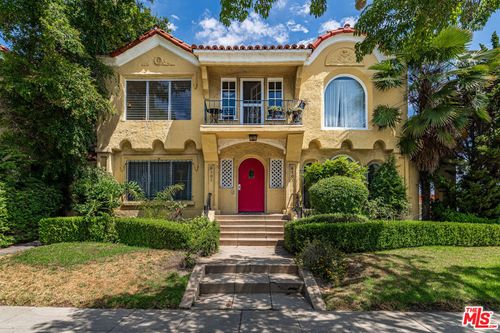 6103-12-6101 Alcott St, Los Angeles, CA, 90035-3732 | Card Image