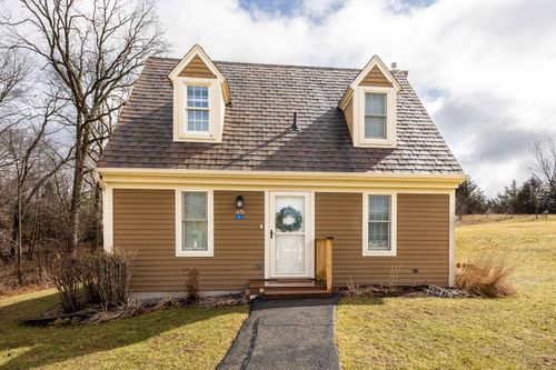 35 Thatcher Ln, Galena, IL, 61036-8705 | Card Image