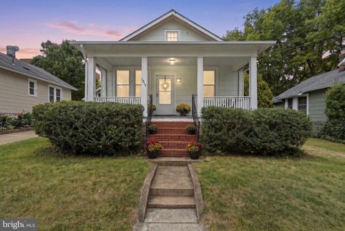 1932 N Cleveland St, ARLINGTON, VA, 22201-4102 | Card Image