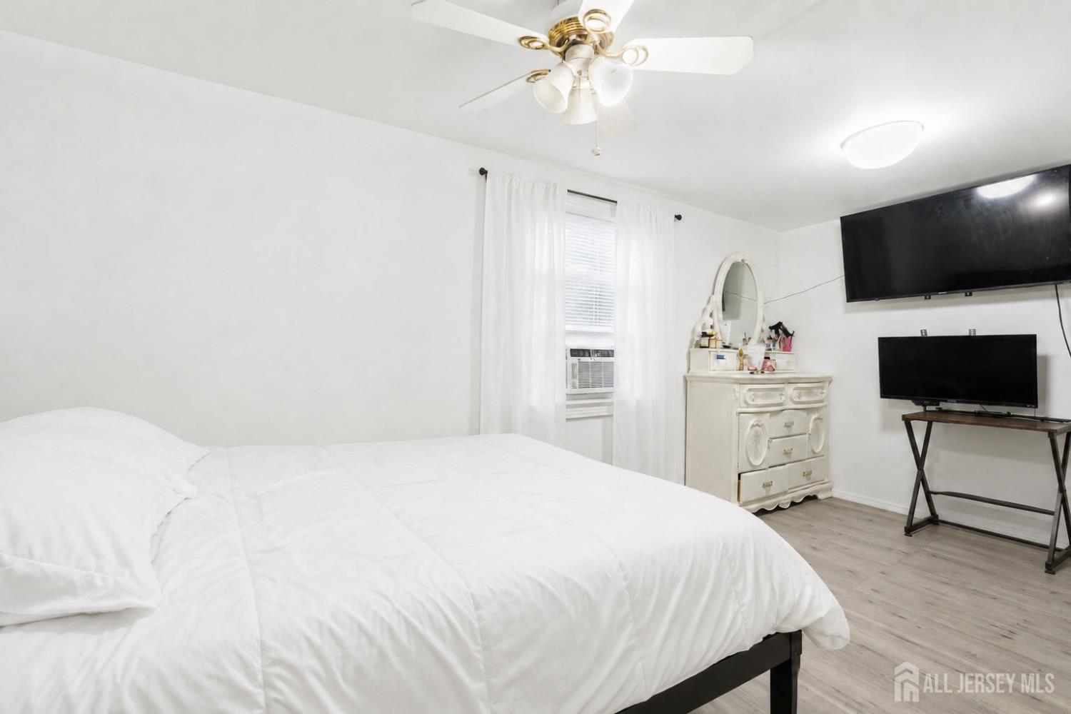Residential in Perth Amboy 5