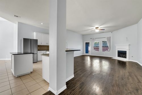 734 Brazos Way, Rockwall, TX, 75032-6840 | Card Image