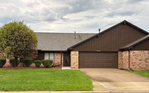 20349 Palm Meadow Dr, Clinton Township, MI, 48036-1969 | Card Image