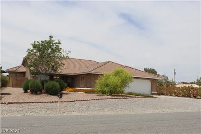 2180 S Tiawah Avenue, House other with 3 bedrooms, 2 bathrooms and null parking in Pahrump NV | Image 3