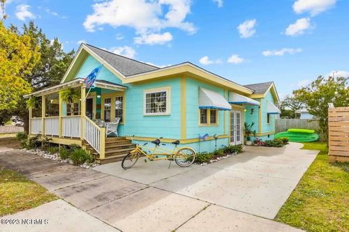 202 S 13th St, Morehead City, NC, 28557-4116 | Card Image