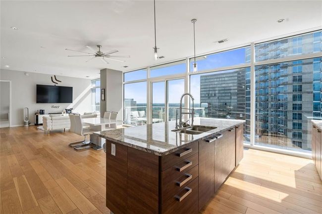 UNIT-2501 - 45 Ivan Allen Jr Blvd Nw, Condo with 2 bedrooms, 3 bathrooms and 2 parking in Atlanta GA | Image 10