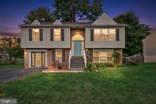 127 Independence Dr, ELKTON, MD, 21921-5818 | Card Image