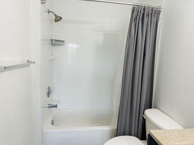 APT-205 - 3474 Briar Bay Blvd, Condo with 2 bedrooms, 2 bathrooms and null parking in West Palm Beach FL | Image 22