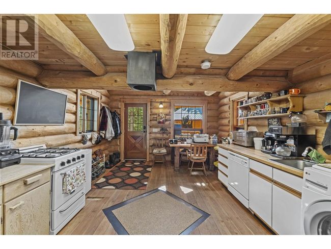 7445 Shertinlib Rd, House other with 2 bedrooms, 3 bathrooms and null parking in Lone Butte BC | Image 17