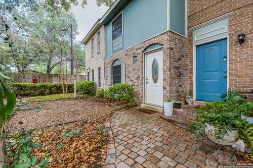 apt-405-2811 Woodbury St, San Antonio, TX, 78217-5763 | Card Image