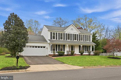12615 Heritage Farm Ln, OAK HILL, VA, 20171-2234 | Card Image