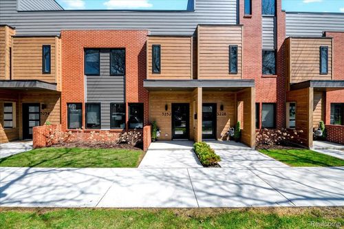 3-5232 Avery St, Detroit, MI, 48208-1711 | Card Image