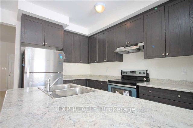 Residential Lease in Hamilton 4