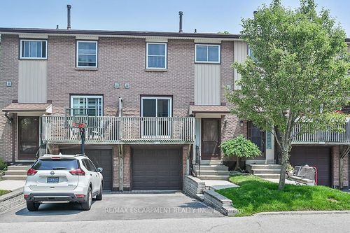 47-1115 Paramount Dr, Stoney Creek, ON, L8J1P6 | Card Image