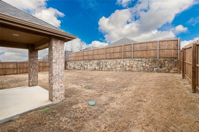 Covered patio | Image 30
