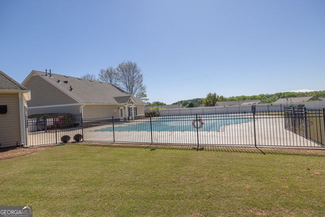 687 Majesty Xing, House other with 3 bedrooms, 2 bathrooms and 2 parking in Winder GA | Image 31