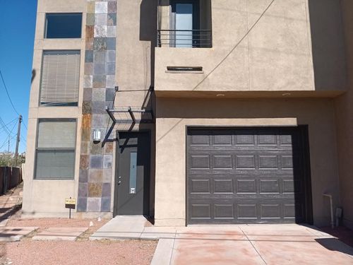 unit-b-915 Edith Blvd Ne, Albuquerque, NM, 87102-2465 | Card Image