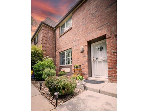 5527 S Lowell Blvd, Littleton, CO, 80123-2840 | Card Image