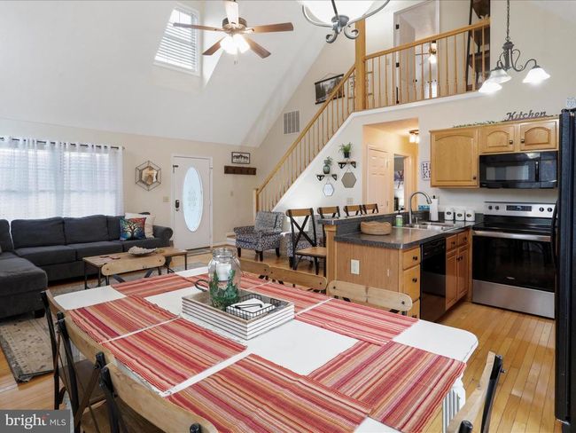 317 Locustdale Loop, House other with 3 bedrooms, 3 bathrooms and null parking in SHENANDOAH VA | Image 9