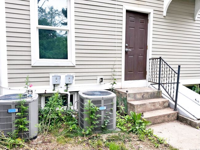 16 Dickerman St, Home with 4 bedrooms, 2 bathrooms and null parking in New Haven CT | Image 29