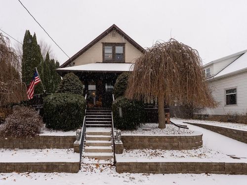 1030 S 21st Street, Manitowoc, WI, 54220 | Card Image