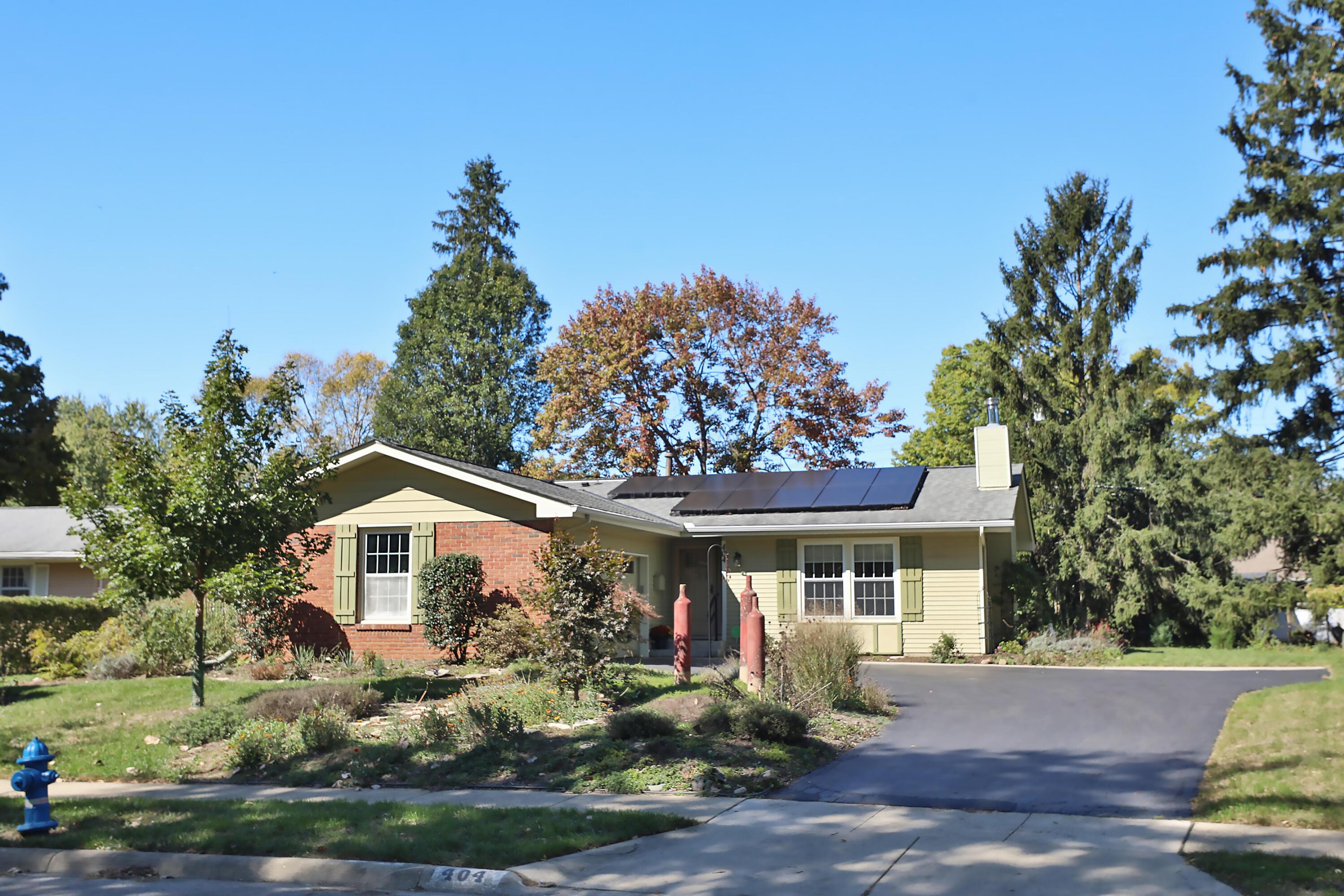 Pittsfield Dr, Worthington, OH 43085