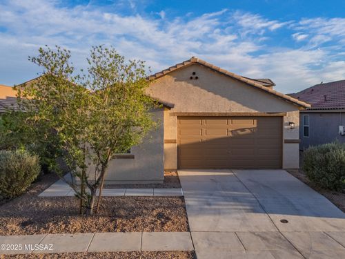 8547 W Finch Ln, Tucson, AZ, 85757-7964 | Card Image