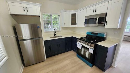 5-847 81st Street, Miami Beach, FL, 33141 | Card Image