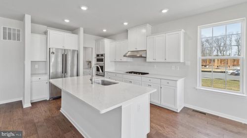 15 Hulse Landing Rd, Brick, NJ, 08723-5715 | Card Image