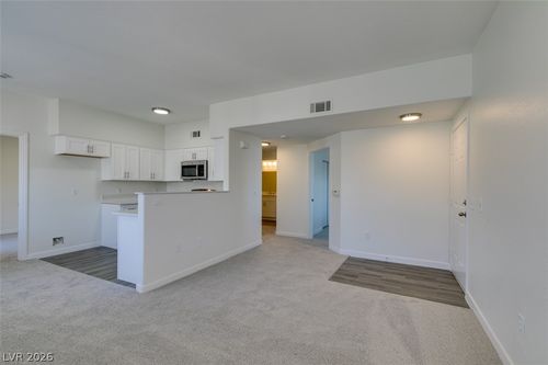 unit-2002-3400 Cabana Dr, Las Vegas, NV, 89122-4241 | Card Image