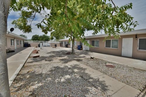 308 Charleston St Ne, Albuquerque, NM, 87108-2176 | Card Image