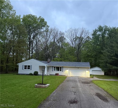 6920 James St, Poland, OH, 44514-2235 | Card Image