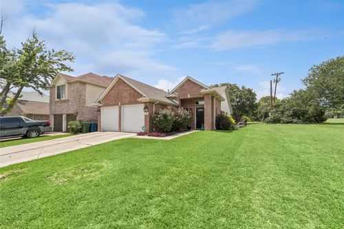 1701 Prescott Dr, Flower Mound, TX, 75028-2033 | Card Image