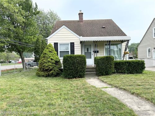 28417 Barton St, Garden City, MI, 48135-2703 | Card Image