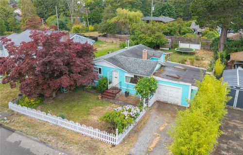 709 Stirling Ave, Nanaimo, BC, V9R4C9 | Card Image
