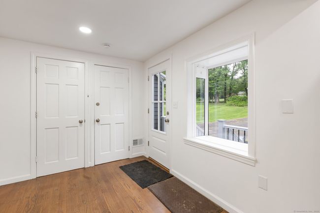 823 Mott Hill Rd, House other with 3 bedrooms, 3 bathrooms and 4 parking in South Glastonbury CT | Image 11