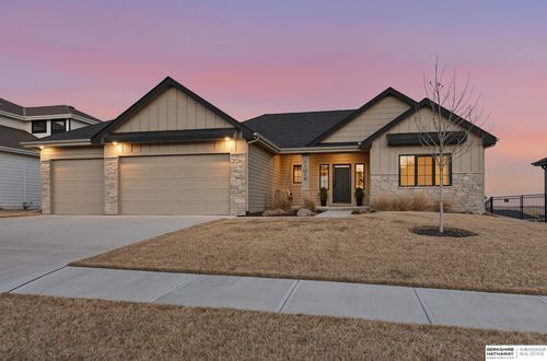 11019 N 170th St, Bennington, NE, 68007-5057 | Card Image