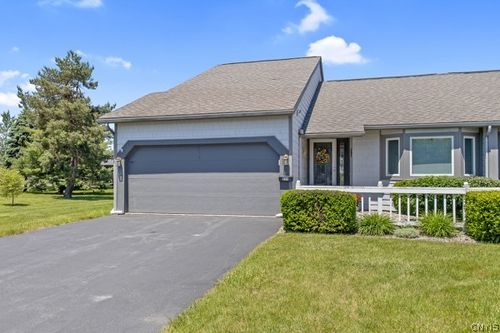 354 Summerhaven Dr N, East Syracuse, NY, 13057-3142 | Card Image