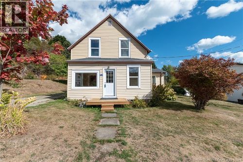 52 Fundy View Dr, Alma, NB, E4H1H7 | Card Image